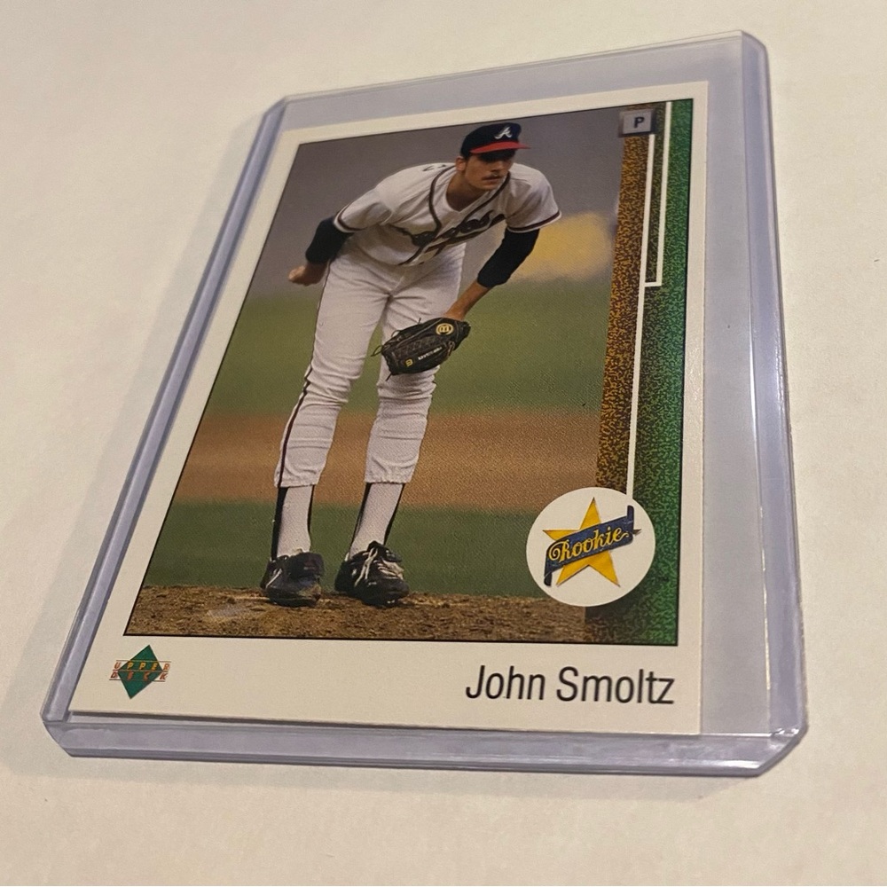 John Smoltz 1989 RC Rookie Upper Deck Baseball Card #17 Vintage Collectible